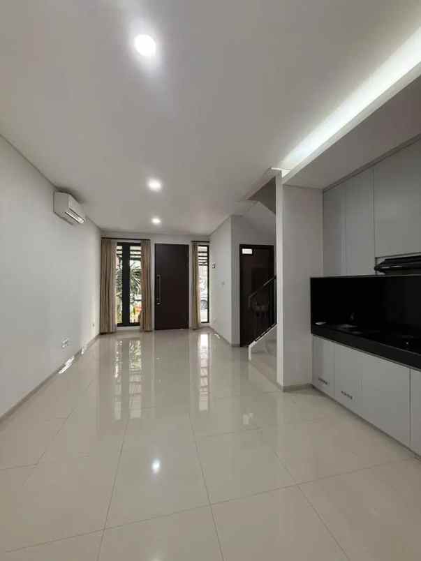 disewakan rumah kebayoran bintaro