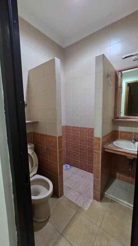 disewakan rumah kelapa gading