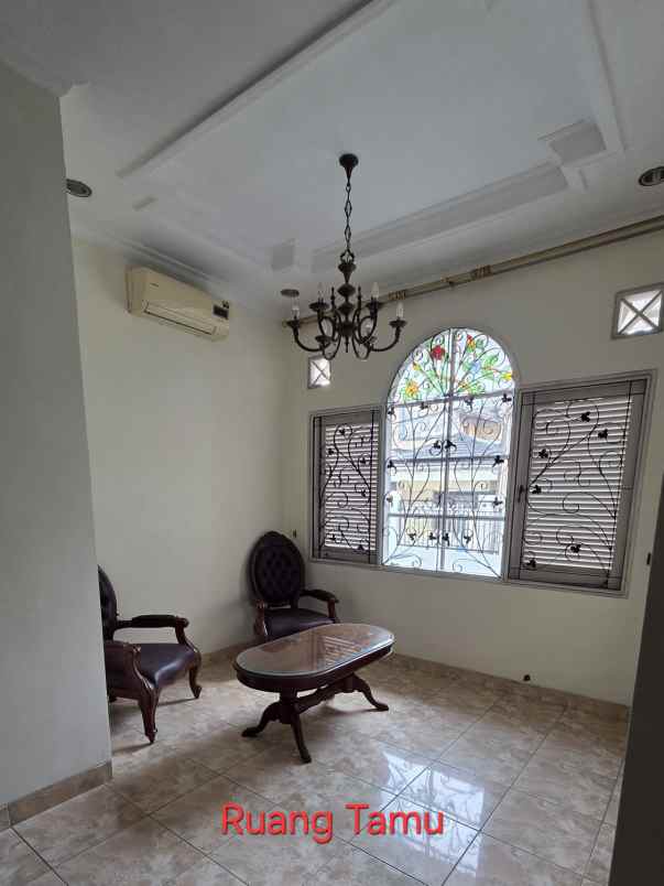 disewakan rumah kelapa gading