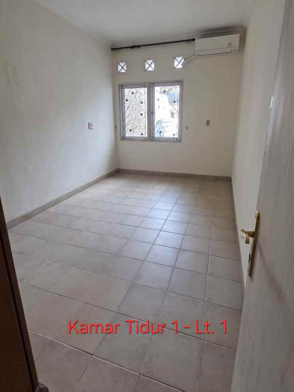 disewakan rumah kelapa gading