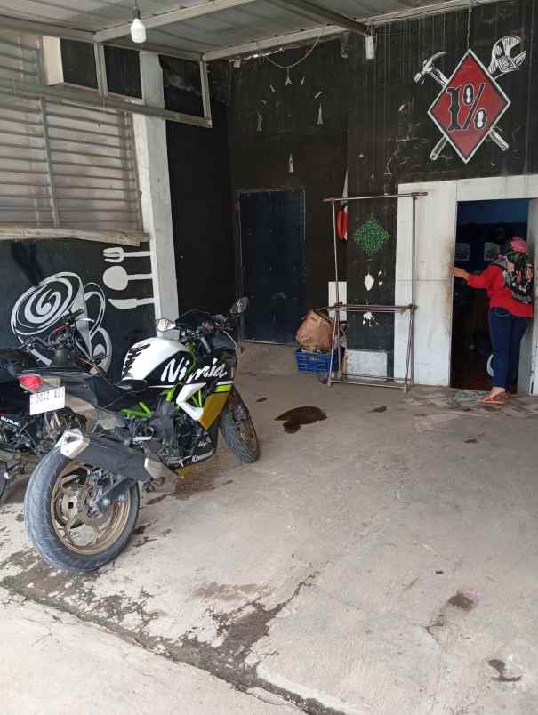 disewakan rumah komplek cihanjuang