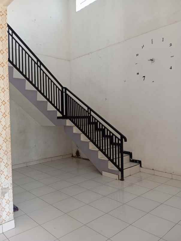 disewakan rumah komplek veledrome padasuka