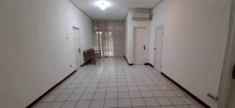 disewakan rumah lebak bulus