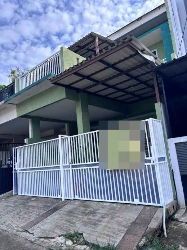 disewakan rumah regency melati mas