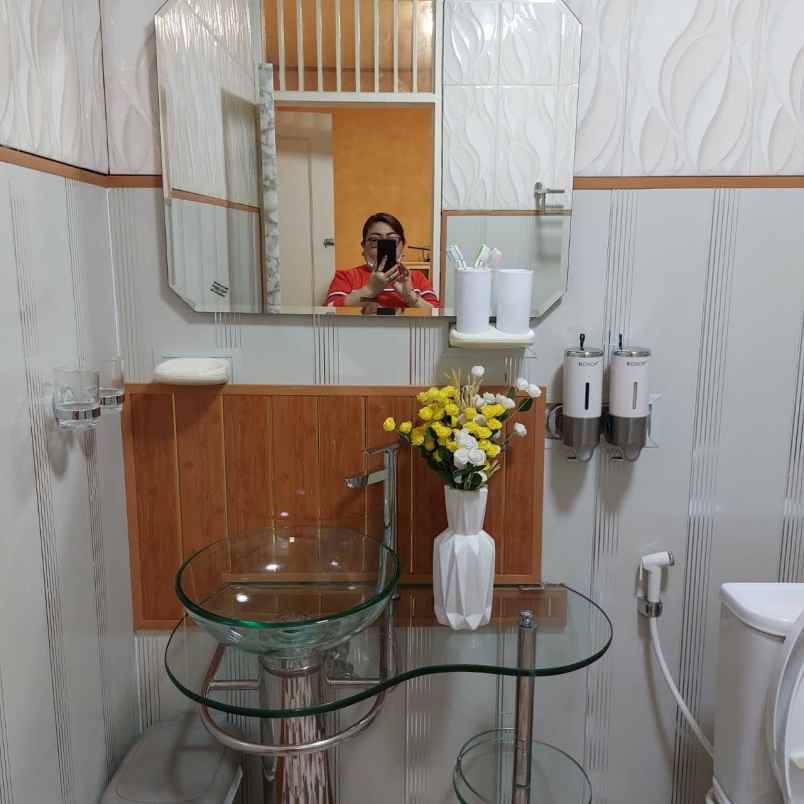 disewakan rumah taman internasional