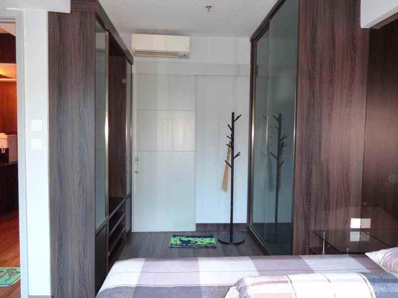 for rent lariz mansion apartment lantai 2