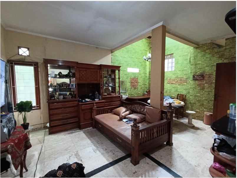 for sale rumah luas ideal keluarga besar di cimahi