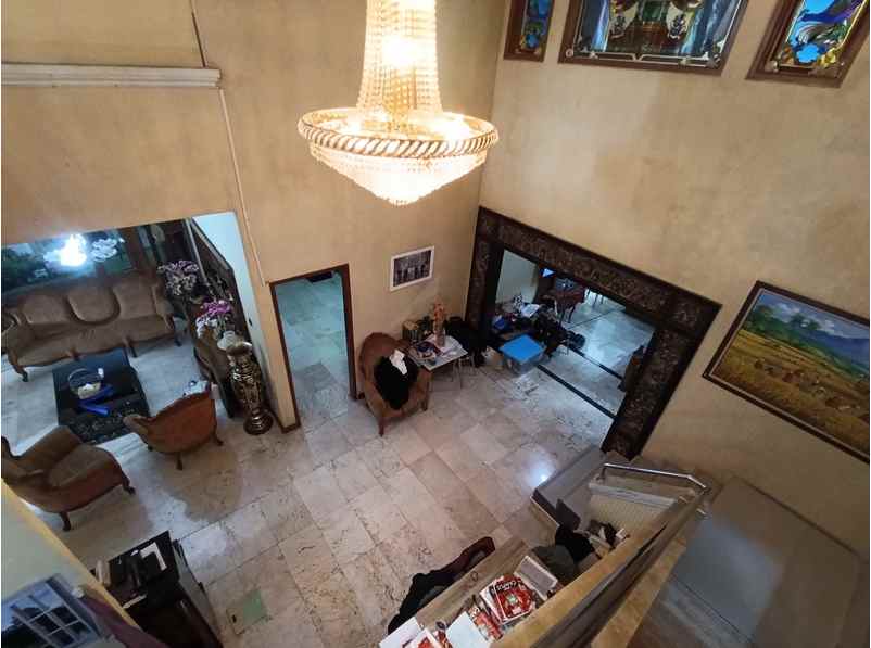 for sale rumah luas ideal keluarga besar di cimahi