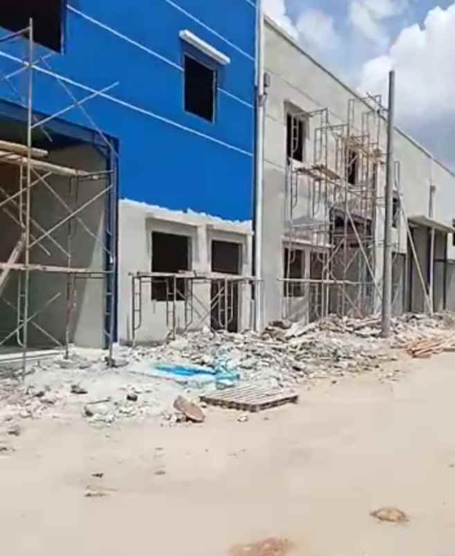 gudang baru lt 1496 1375 hadap selatan pasar kemis