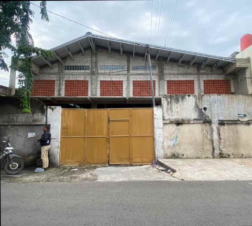 gudang simo kwagean dekat raya banyu urip tol code dnd