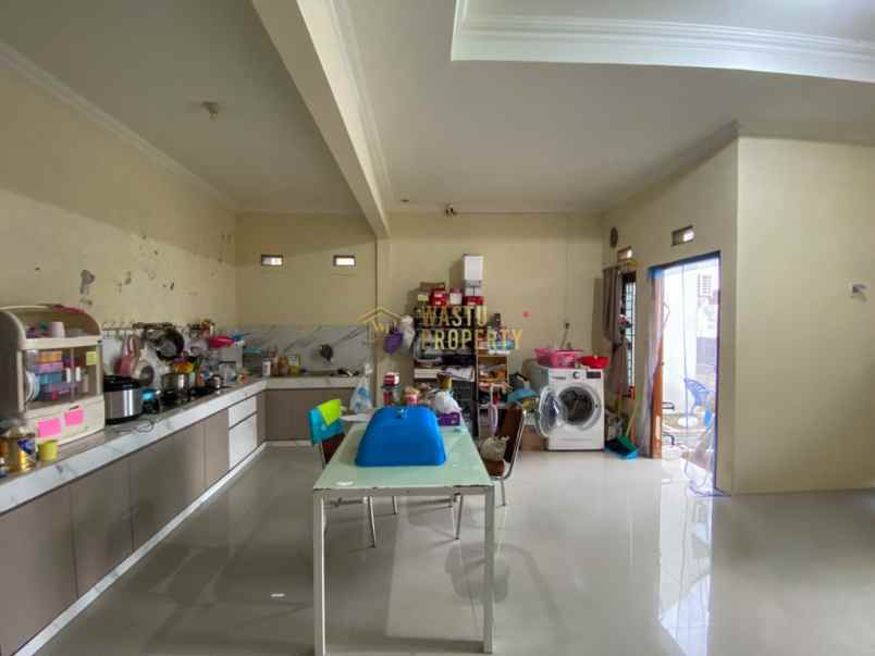 hunian strategis 2 lantai di dekat jalan kaliurang