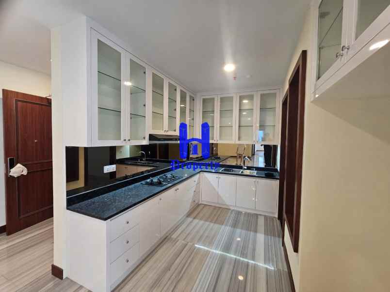 jual condominium centrum centre point mall medan