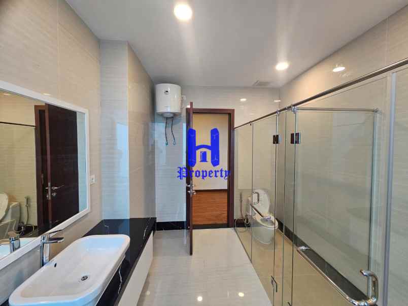 jual condominium centrum centre point mall medan