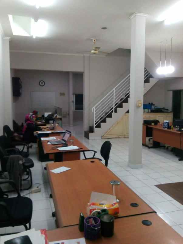 jual rumah di pejaten barat jakarta selatan shm