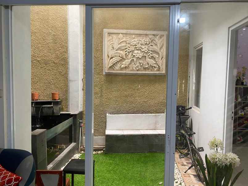 jual rumah di villa dago pamulang