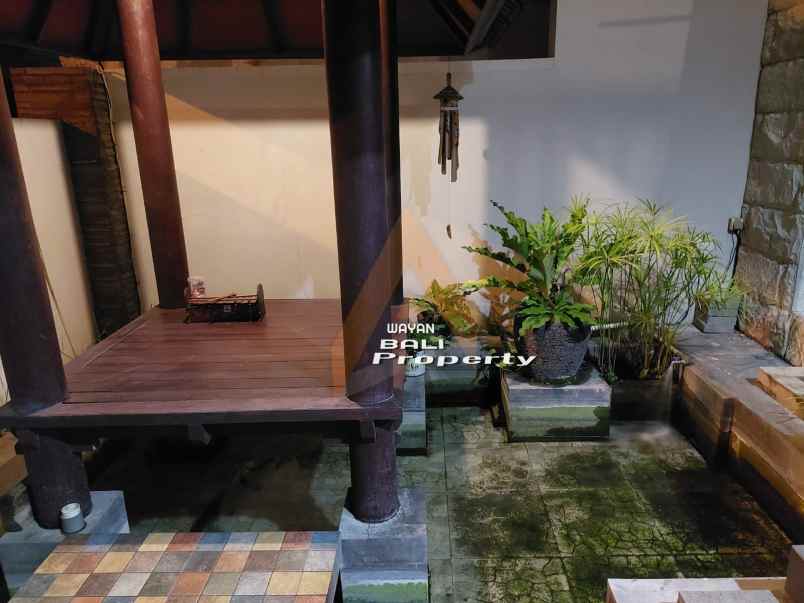 jual rumah mewah garasi 2 mobil di gatot subroto