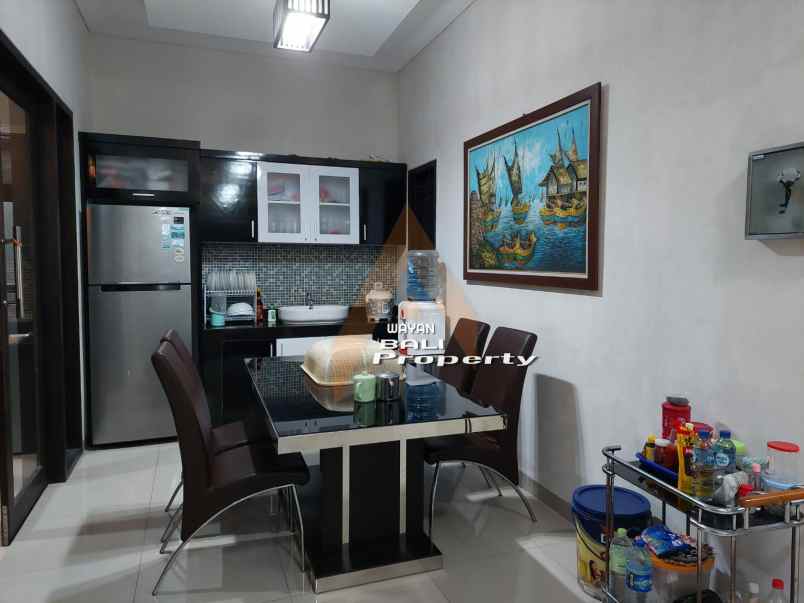 jual rumah mewah garasi 2 mobil di gatot subroto