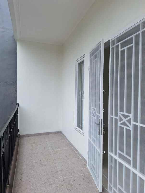 jual rumah muara karang jak ut