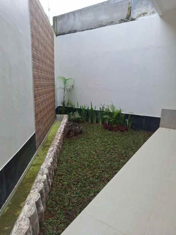 jual rumah muara karang jak ut