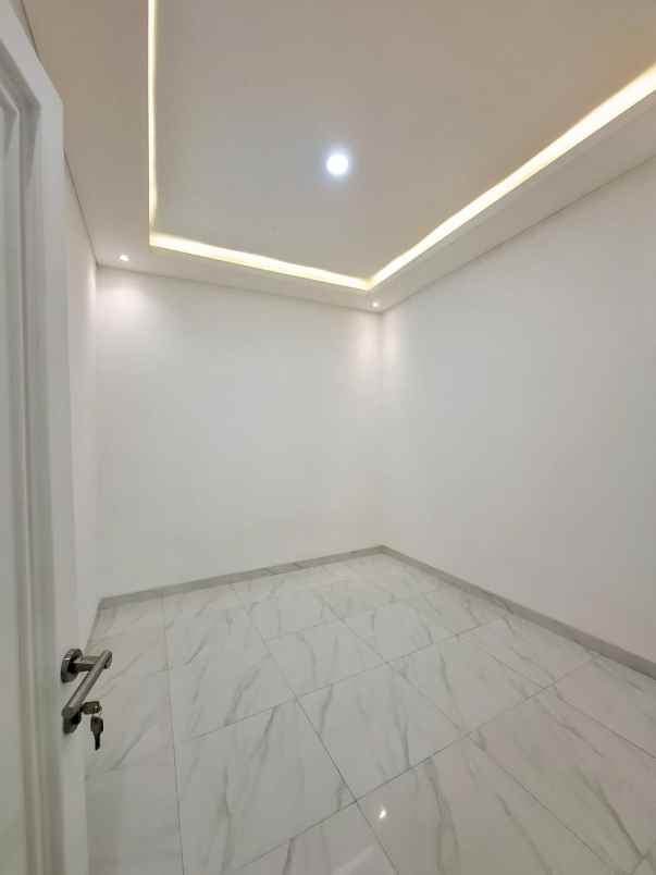 jual rumah siap huni baru renovasi di pamulang