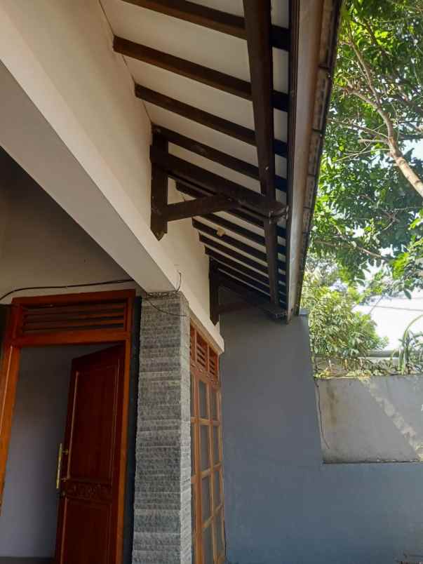 jual rumah siap huni cigadung sayap dago kota bandung