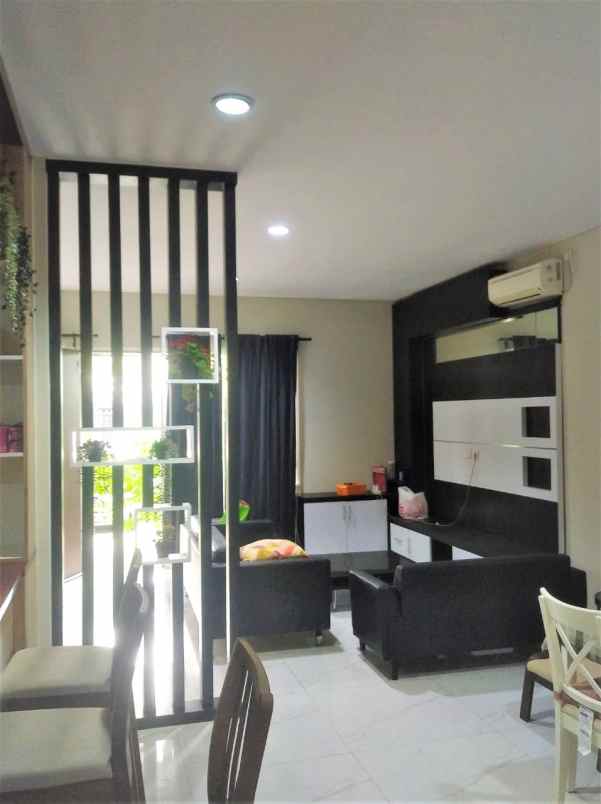 jual rumah sudah renov cluster noth mlssisipi jak tim