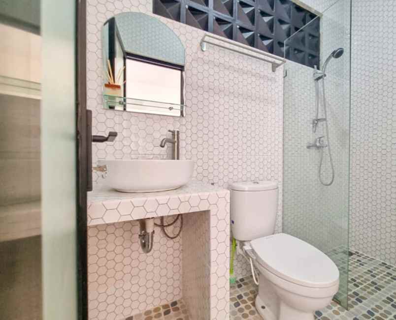 jual rumah villa baru gress di tambakbayuh badung bali