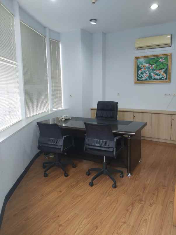 komersial jl raya casablanca kav