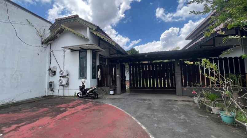 murah hanya 8jutaan per meter dijual rumah manyar