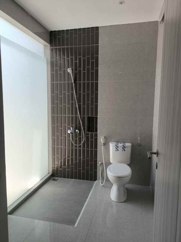 perumahan grand pakuwon unit ready di tandes