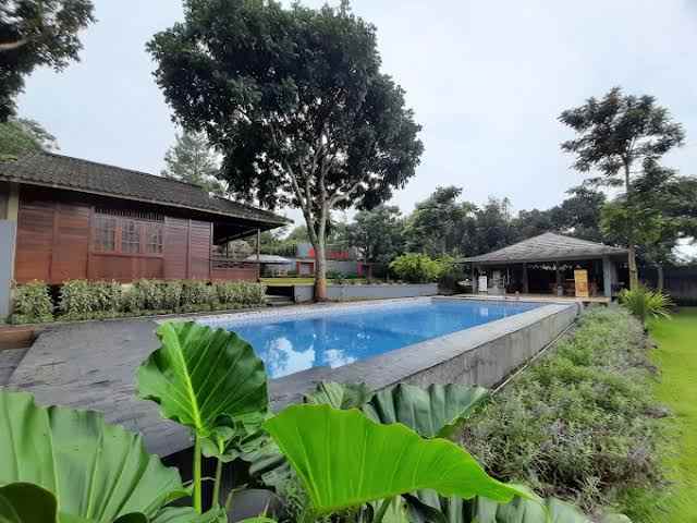 resort di bogor selangkah ke pintu toll