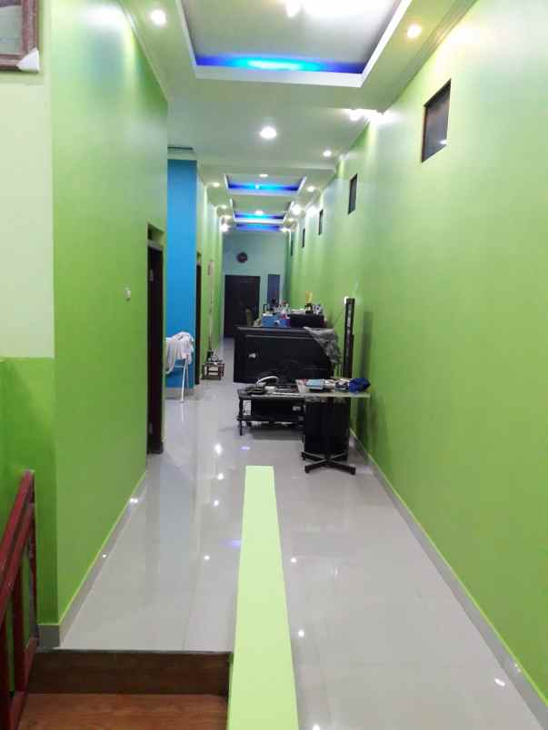 ruko dan rumah lantai 2