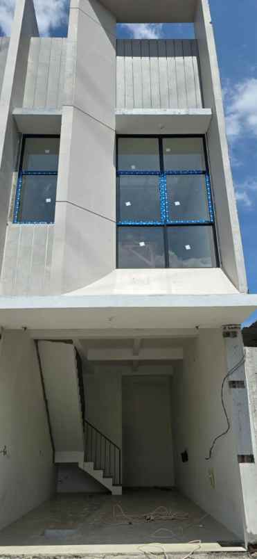 ruko regency one tahap finishing