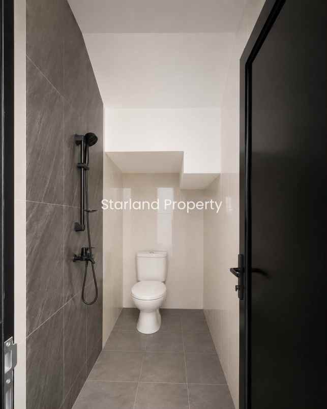rumah 2 lantai american classic area sudimara bintaro