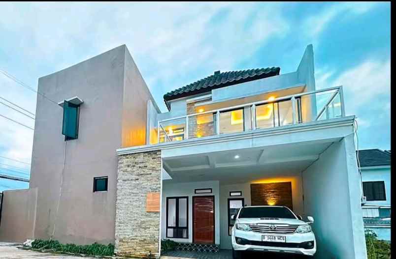 rumah 2 lantai cibinong bogor siap huni