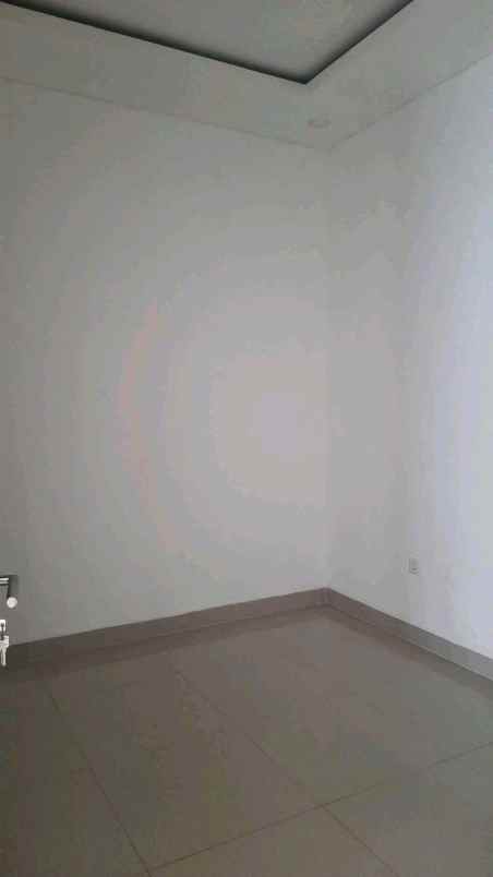 rumah 2 lantai pamulang cash 700 jutaan