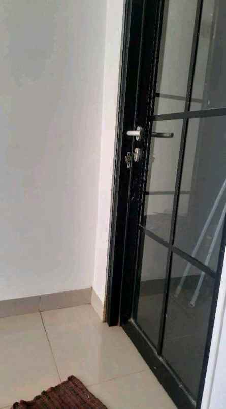 rumah 2 lantai pamulang cash 700 jutaan