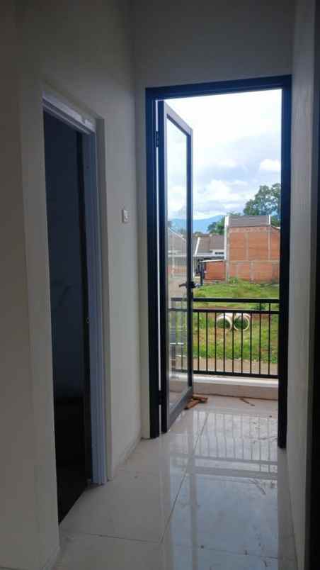 rumah 2 lantai singosari promo hanya 495jt all in
