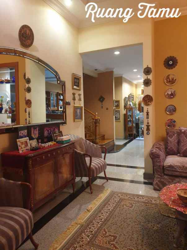 rumah araya 1 galaxi bumi permai strategis bagus