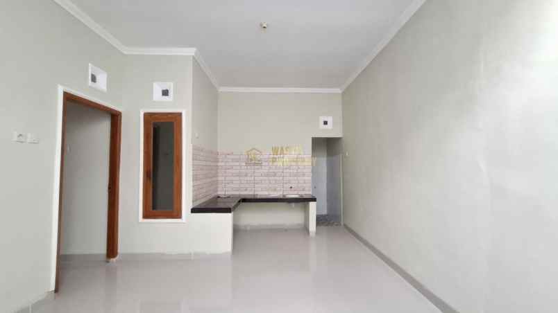 rumah baru dalam cluster 4 menit dari candi sambisari