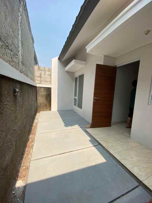 rumah baru dalam cluster garden sawangan
