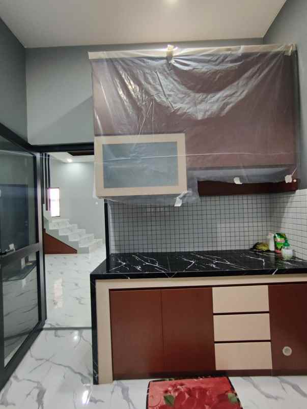 rumah baru dalam cluster lokasi strategis siap huni