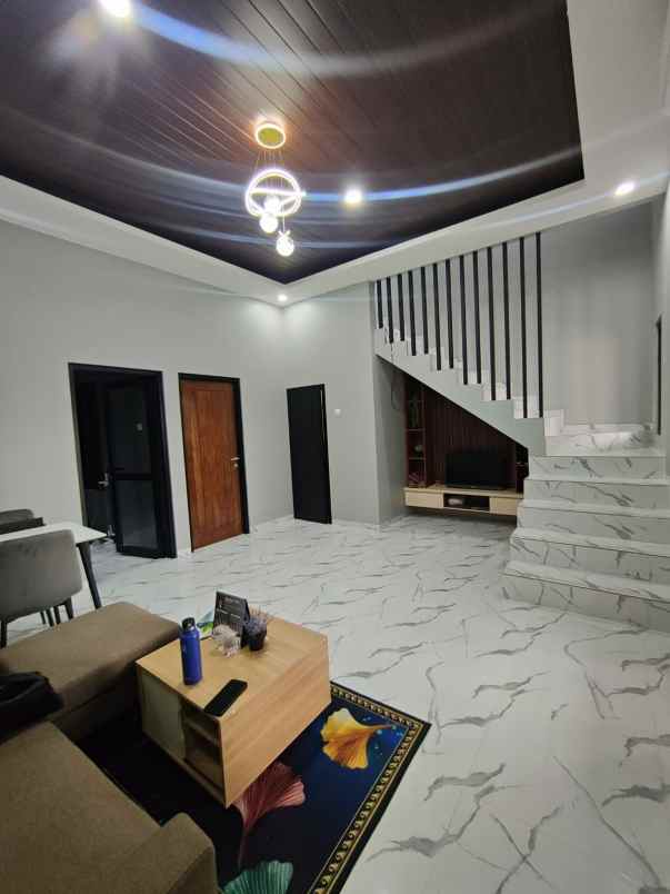 rumah baru dalam cluster lokasi strategis siap huni