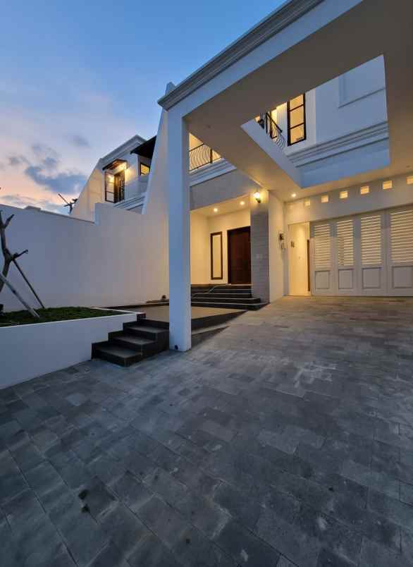 rumah baru design modern dalam komplek di duren sawit