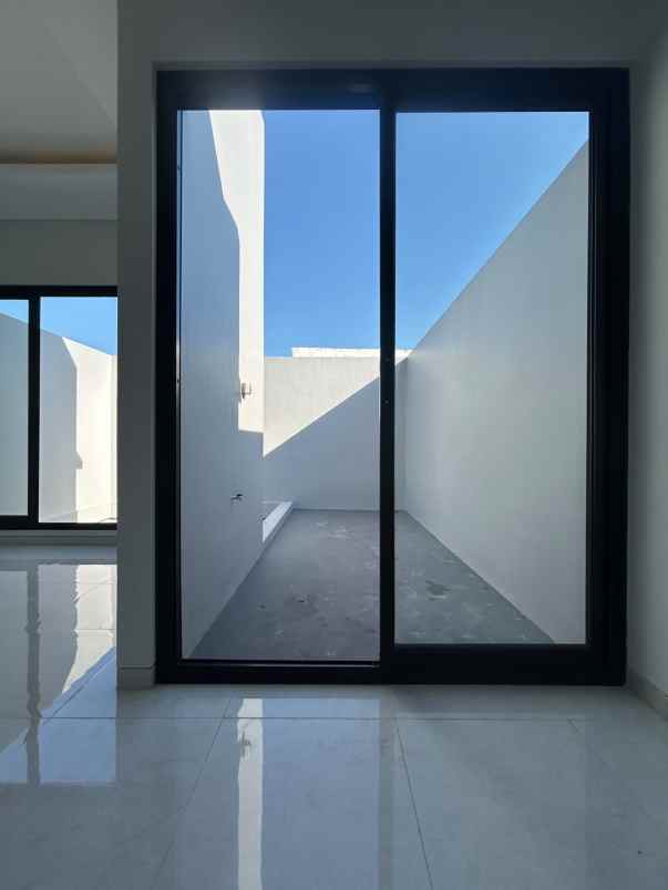 rumah baru gress lokasi favorit dekat gate