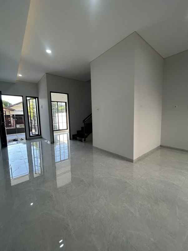 rumah baru gress lokasi favorit dekat gate
