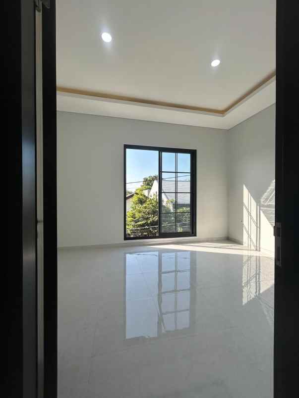 rumah baru gress lokasi favorit dekat gate