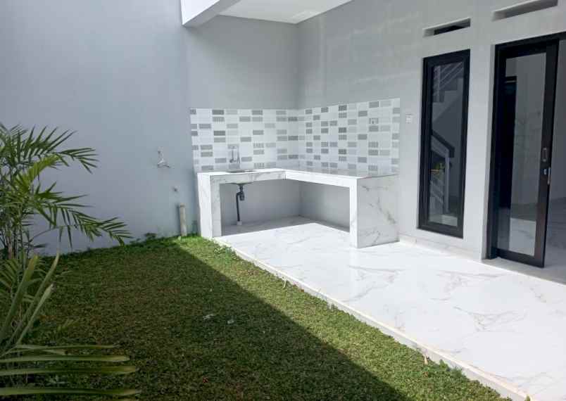 rumah baru ready stok 2 lantai di bojongkoneng cikutra