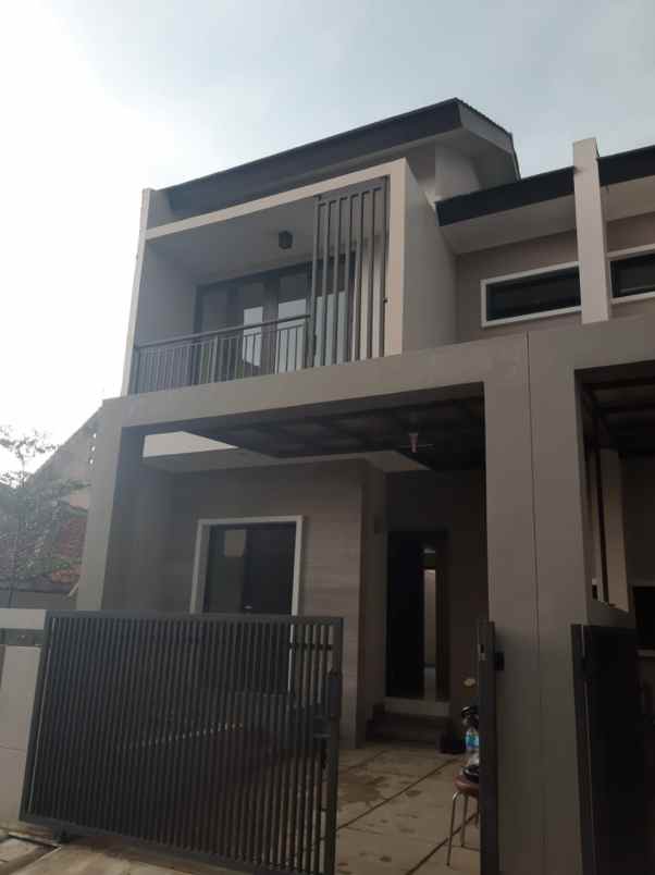 rumah baru ready stok di metro margahayu
