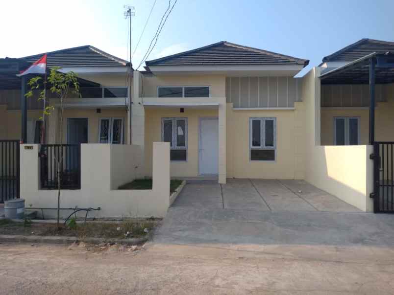 rumah buat usaha di jalan utama karang anyar residence